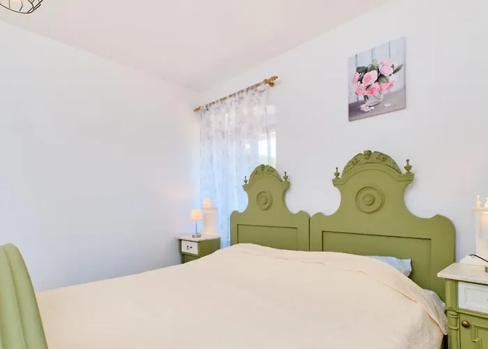 Apartament Pino
