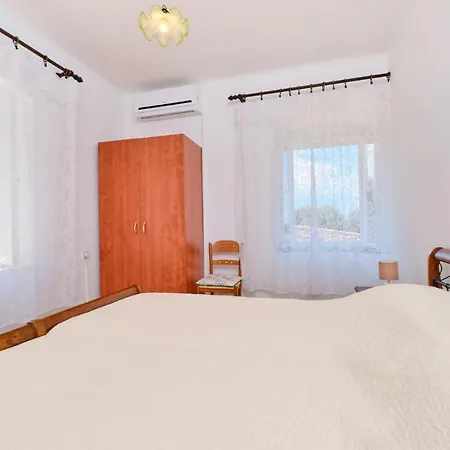 Pino Apartman Veli Losinj
