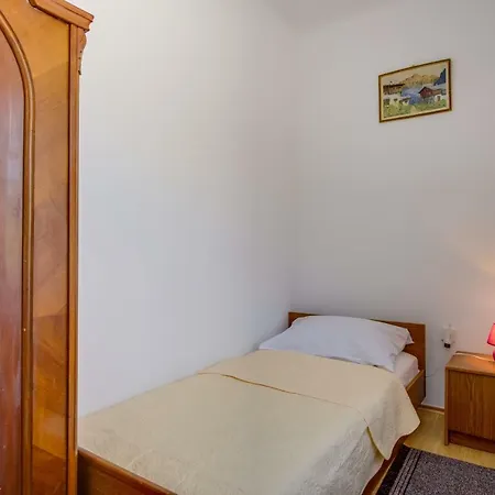 Pino Apartman